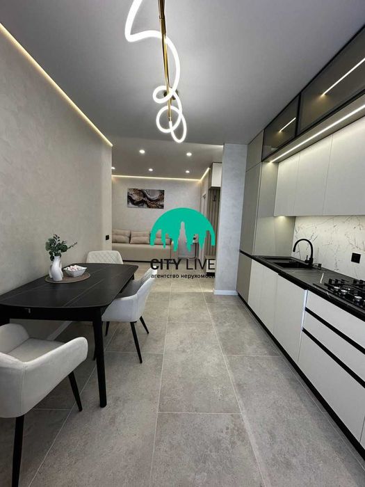 Продаж 1 кімнатної квартири у центрі (Б)