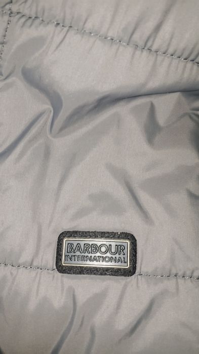 Вітровка Barbour