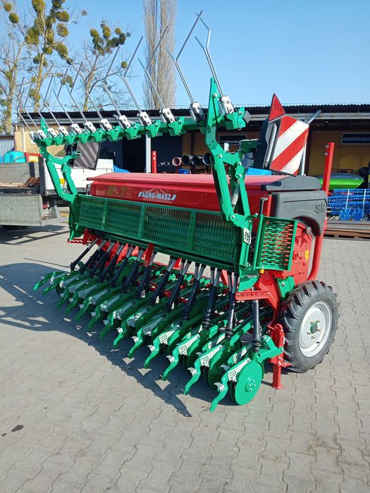 Siewnik Agro-Masz SR 301 talerzowy