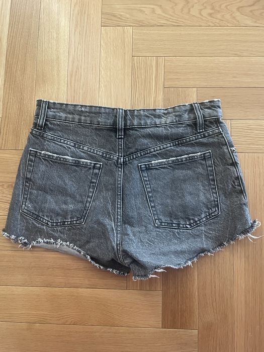 Krótkie spodenki damskie zara
