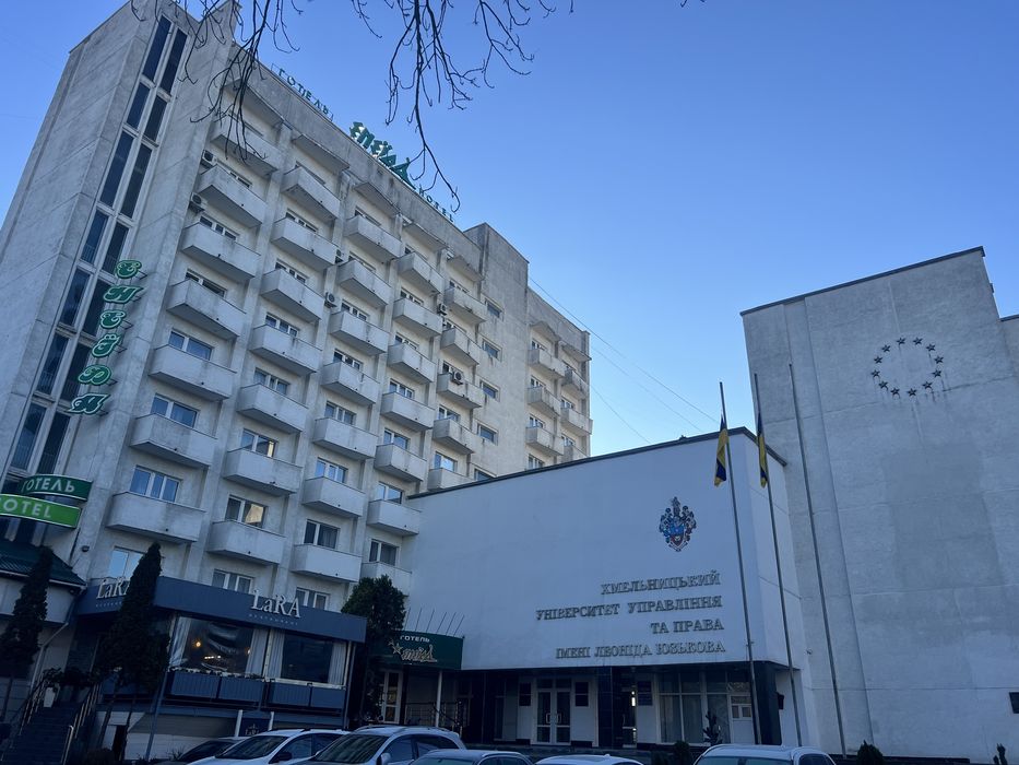 3 кімнатна Центр Соборна Драмтеатр Старицького Енеїда