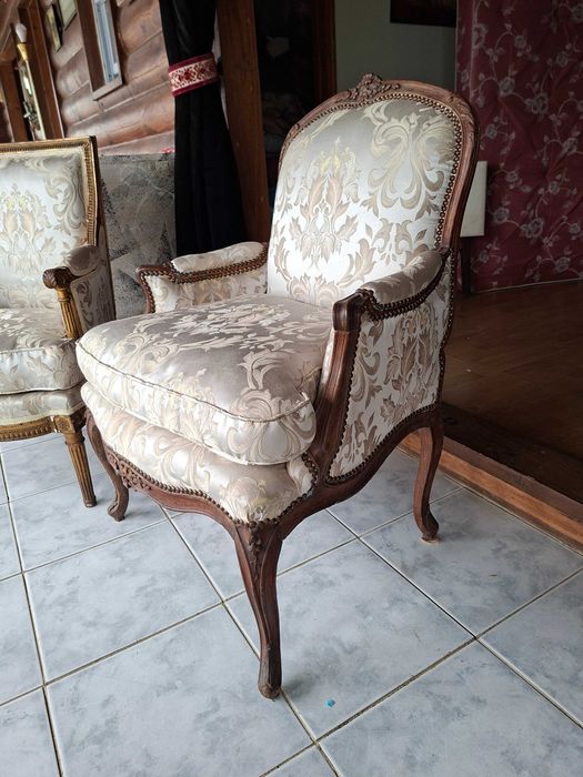 Poltronas ou Par de Bergères - armchairs in the Louis XVI style - em São Miguel Açores