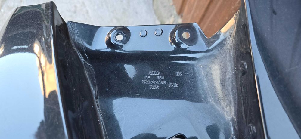 Klapa bagażnika Audi A8 D4