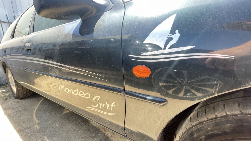 Ford Mondeo Surf Edition