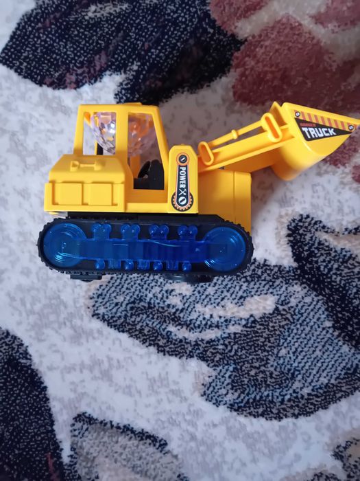 Трактор музичний диско