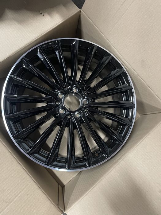 Felga Mercedes AMG 5x112 7.5J 19” ET49