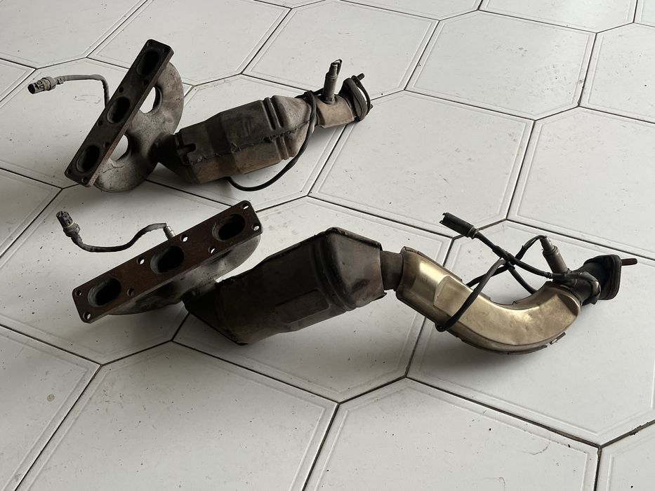 VENDO Coletores/Catalisadores ORIGINAIS p/ BMW E46 320CI