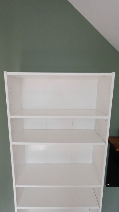 Sprzedam regał IKEA billy biały