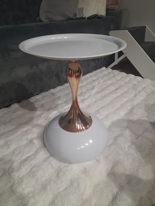 Stolik kawowy biały