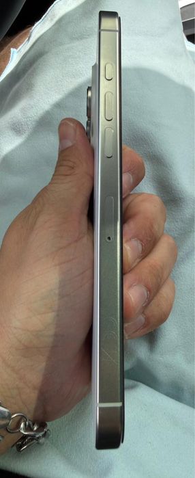Iphone 16 pro max branco