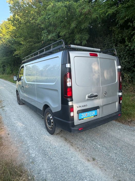 Bagażnik samochodowy Opel vivaro Renault trafic