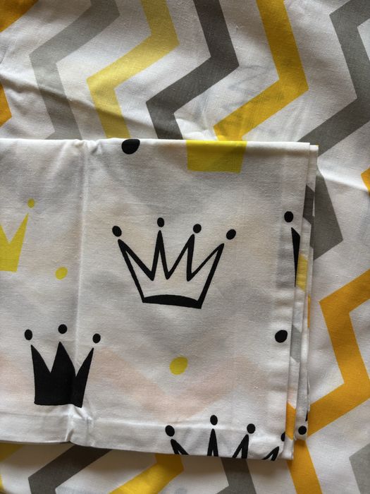 Дитяча постільна білизна в кроватку