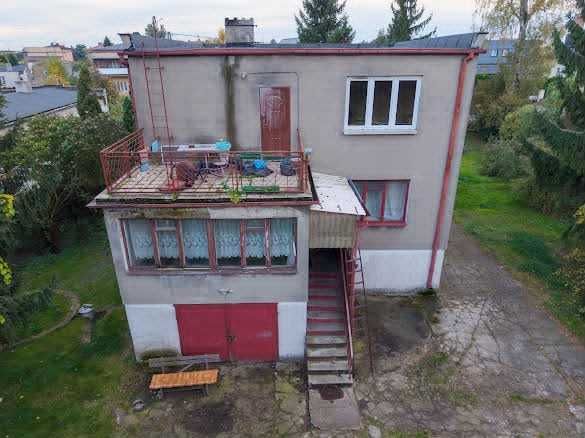 Dom jednorodzinny z działką 4 900 m2
