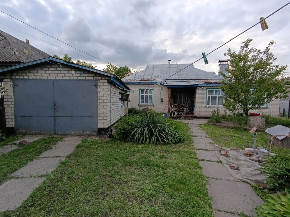 Продаж будинку в центрі с. Руська Поляна