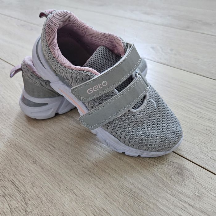 Buty sportowe 32 rzepy