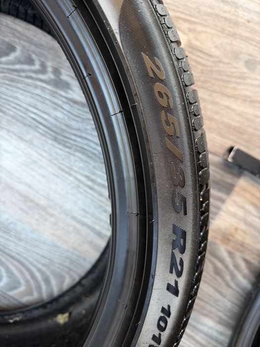 Шини Pirelli 305/30/R21 - 265/35/R21