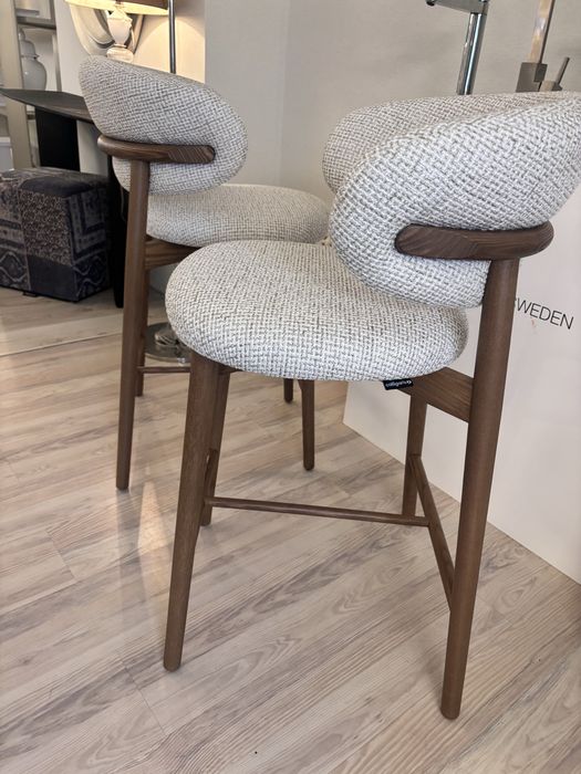 -25% RABAT, NOWE Hokery Calligaris Oleandro, orzech canaletto + boucle