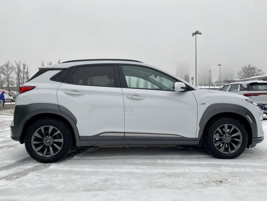Hyundai Kona 64кВт 2019p без ДТП
