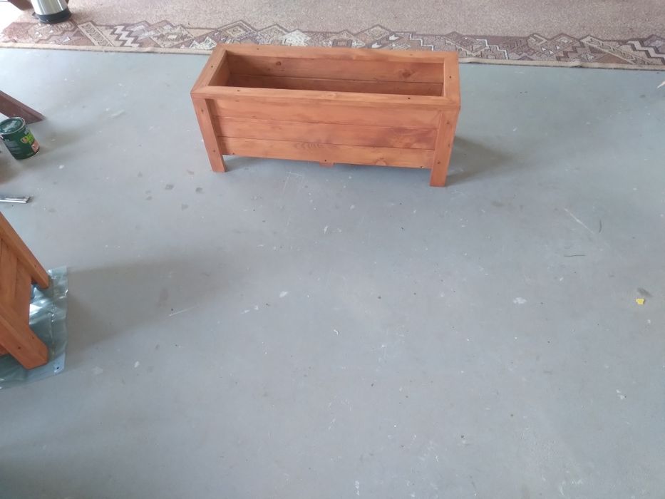 Donica ogrodowa sosnowa