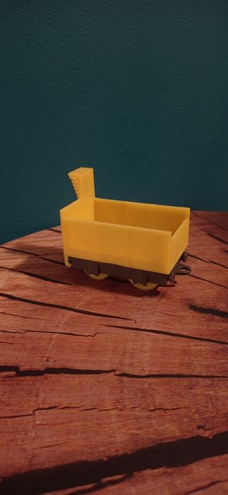 Mattel Thomas & Friends Tomek i Przyjaciele Troublesome Truck - żółty wagon towarowy 2017 r.
