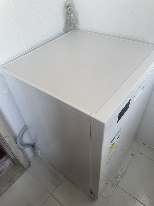 Máquina de lavar loiça Qilive Q.6254 – 12 serviços
