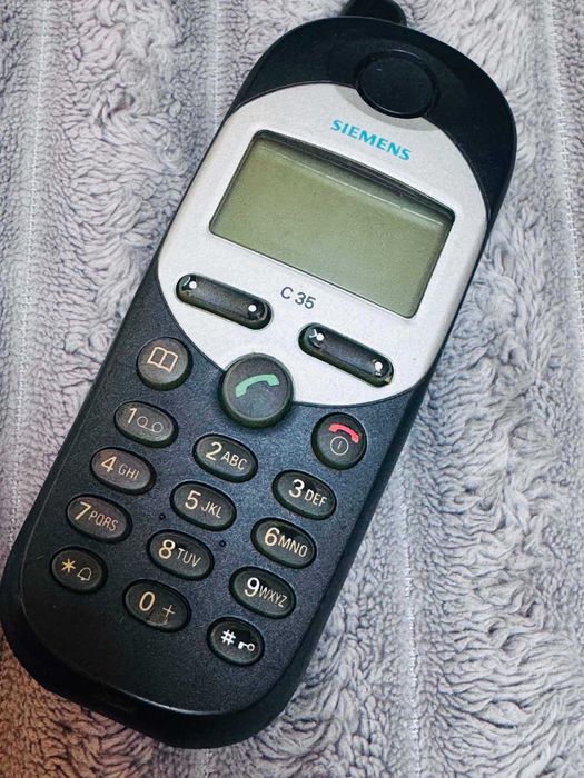 Stare telefony dla kolekcjonerów. Siemens Nokia