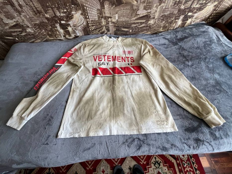 лонгслив vetements