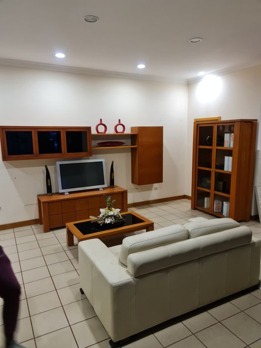 Conjunto de moveis de sala em cerejeira