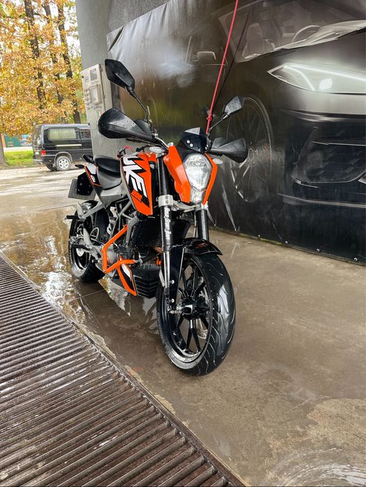 Мотоцикл Ktm duke 200