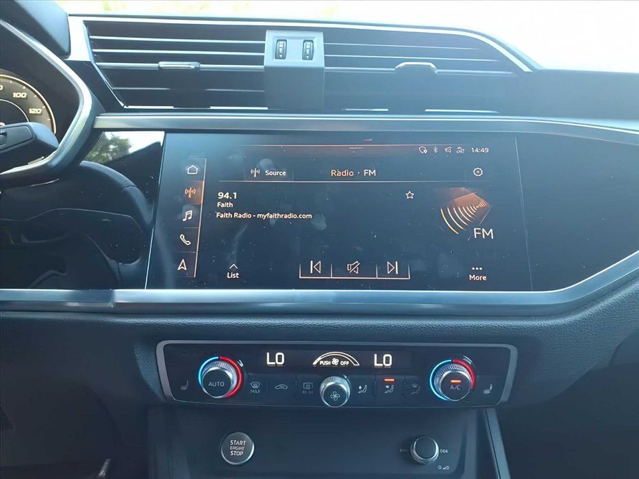 Audi Q3      2020