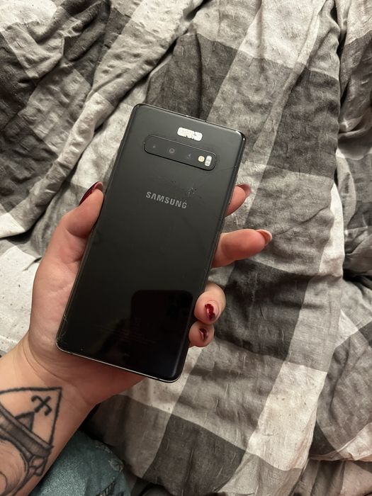 Samsung galaxy s10+ 128gb