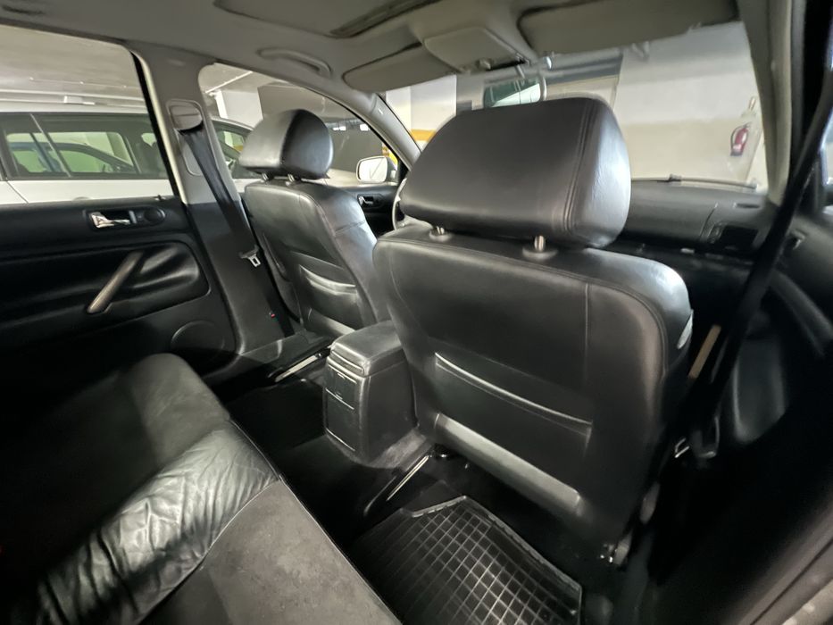 VW Passat HighLine 1.9tdi 130cv (AVF)C/Gancho de reboque de origem,jante 17 - 225/45/17