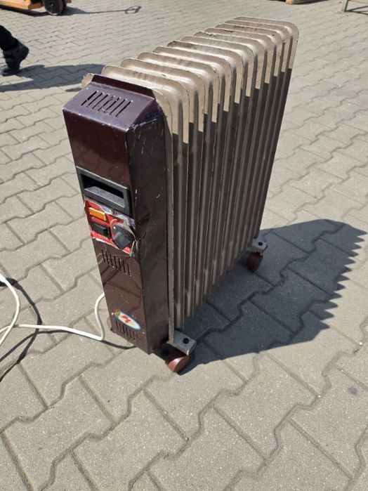 Grzejnik elektryczny olejowy