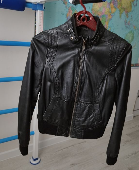 Продам кожаную куртку
