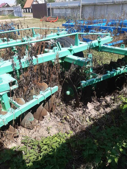 Борона дискова БДТ-3, середина БДТ-7, шириною 3.8 м, 1990 р