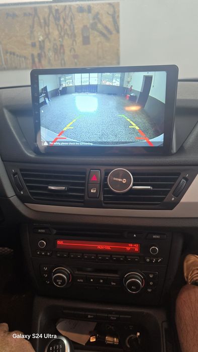 Entregas grátis Zona Grande Porto Rádio Android 14 BMW X1 E84 (Novo)