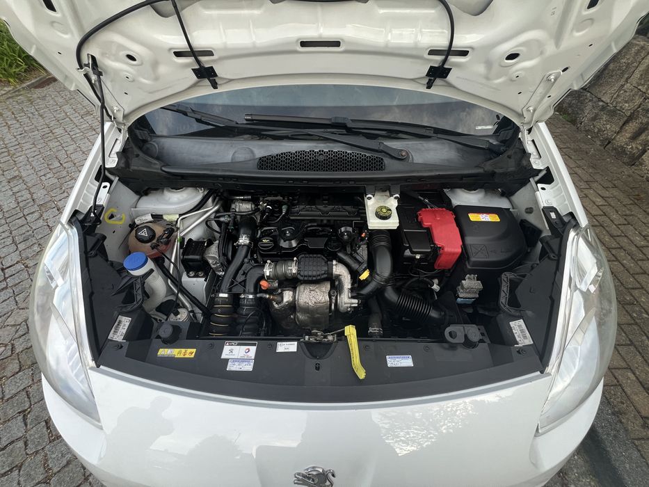 Peugeot Partner 1.6HDI 90cv ( 3 Lugares )