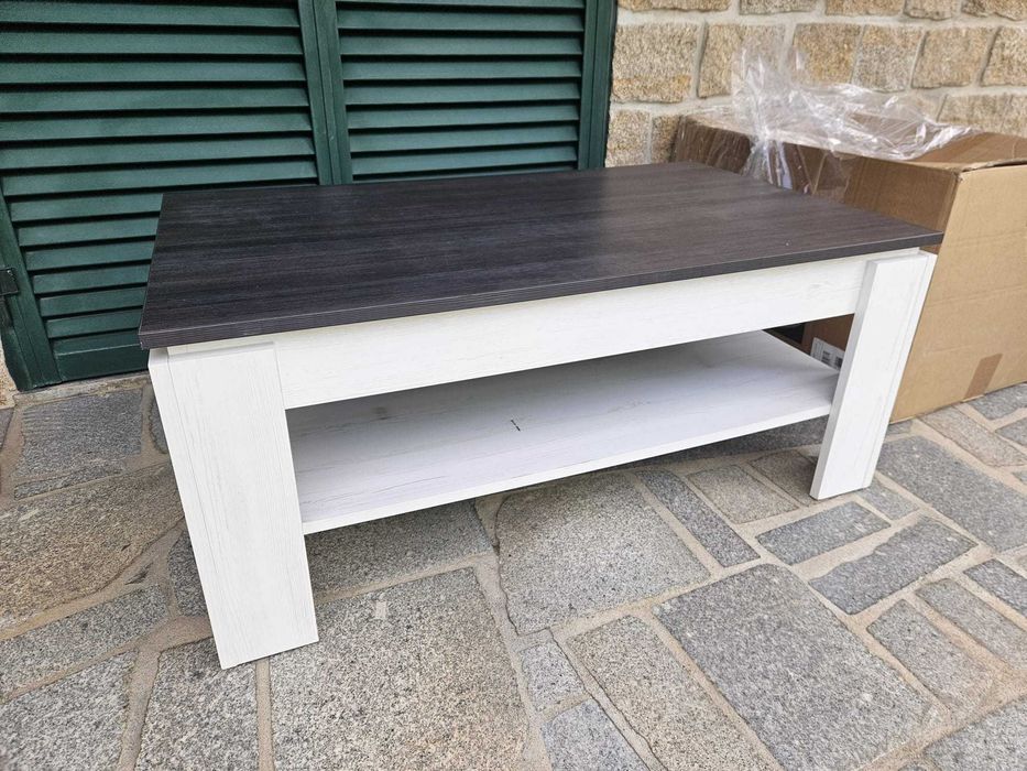 Mesa de centro em bom estado
