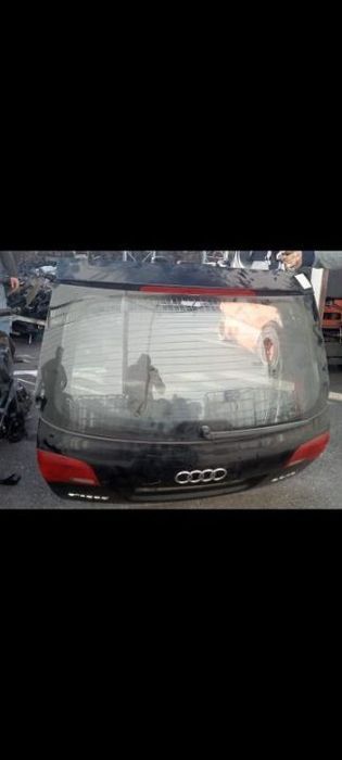 Tampa da mala Audi A6 C6 SW