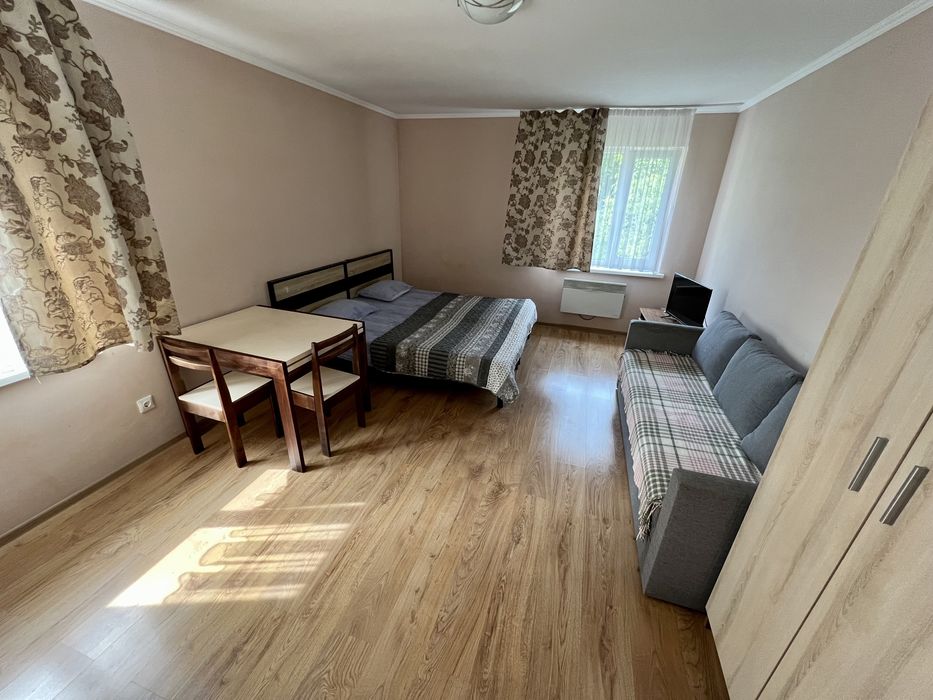 Квартира студія подобово