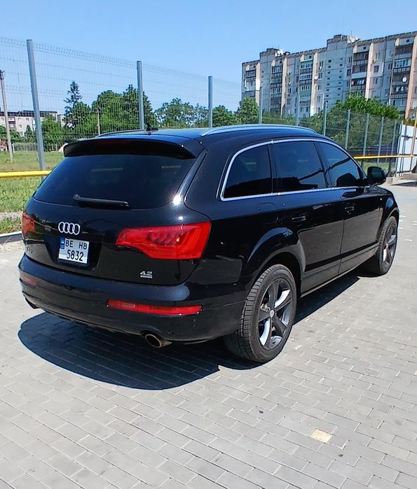 Ауді Q-7  2008 рік.  4.2 газ- бензин