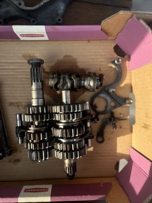 silnik honda cr 250 caly na częsci