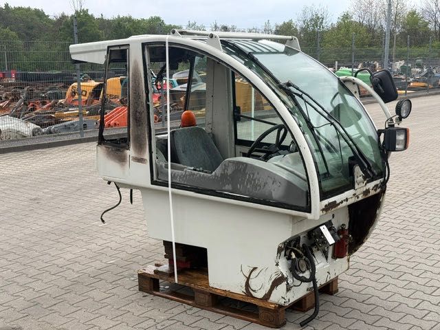 CLAAS Ładowarka teleskopowa używana kabina