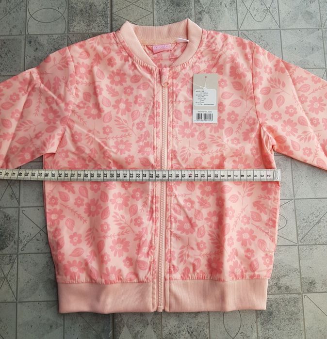 Вітрівка для дівчинки 110 розміру