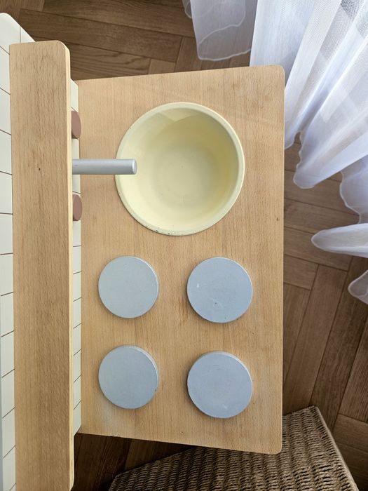 Kuchenka drewniana do zabawy Zara Home