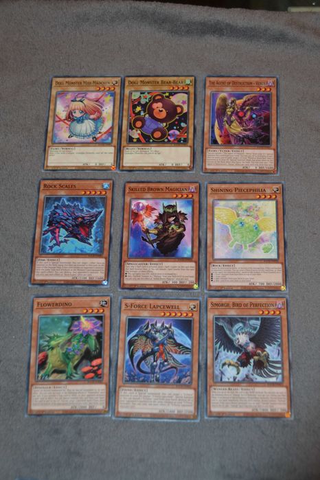 Vendo Colecção Yu-Gi-Oh Battle of Chaos