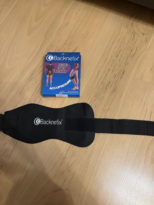 Opaska akupresorowa Backnetix