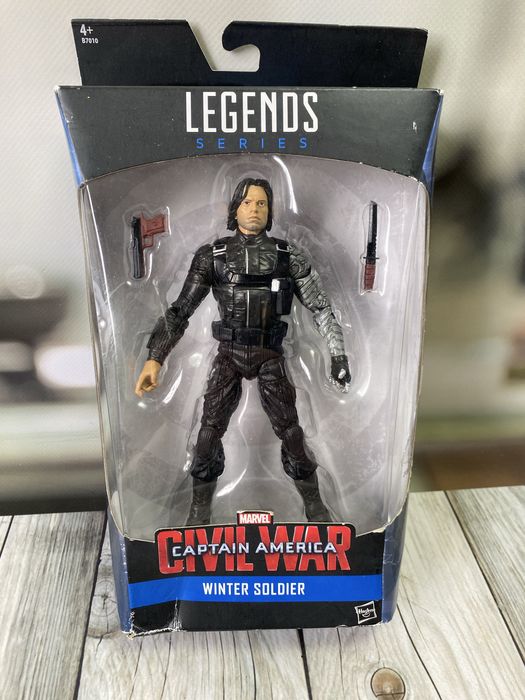 Колекційна фігурка Marvel Legends Captain America: Civil War - Winter Soldier (Bucky Barnes)