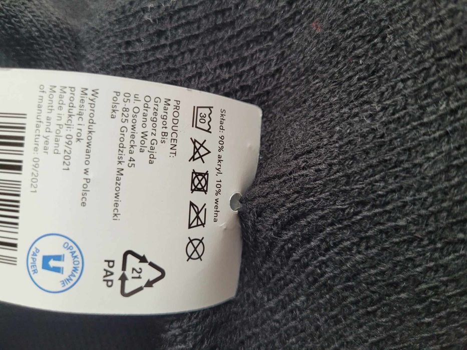 Czapka I komin damski z dodatkiem wełny