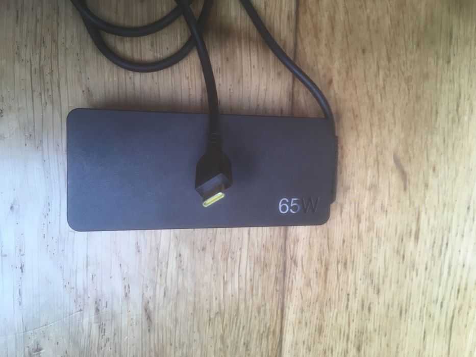 Carregador lenovo 65w USB-C